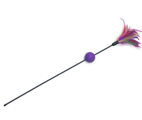 Dieses bezaubernde Spielzeug mit Rassel und Federn ist 30 cm groß und sorgt für stundenlangen Spaß für Ihre Katze. Der integrierte CATNIP-Duftstoff zieht die Aufmerksamkeit Ihrer Katze an und regt zum Spielen an. Hergestellt aus hochwertigen Materialien, bietet dieses Spielzeug nicht nur Unterhaltung, sondern fördert auch die geistige und körperliche Aktivität Ihres Haustiers. Gönnen Sie Ihrer Katze das beste Spielzeug für ein glückliches und aktives Leben – ideal für alle Katzenliebhaber, die Wert auf Qualität legen.