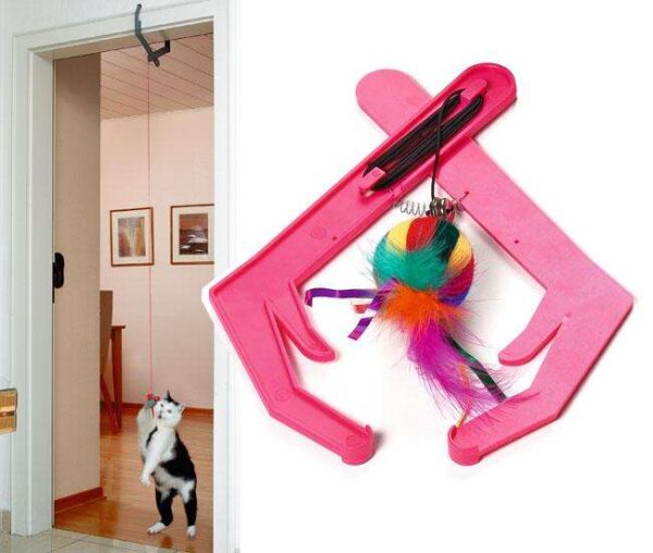 Diese praktische Türaufhängung bietet eine einfache und platzsparende Lösung für Ihre Wohnräume. Sie ist ideal für die Aufbewahrung von Handtüchern, Kleidung oder anderen Accessoires und sorgt für Ordnung und Übersichtlichkeit. Bitte beachten Sie, dass die Farbwahl nicht möglich ist – die Farbe wird je nach Lagerbestand ausgewählt. Mit dieser hochwertigen Türaufhängung bringen Sie nicht nur Funktionalität, sondern auch einen Hauch von Stil in Ihr Zuhause. Günstig in der Anschaffung und vielseitig einsetzbar, ist sie der perfekte Helfer für jeden Haushalt.