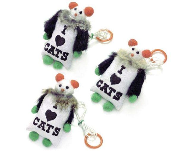 Dieser charmante Katzenspielzeug mit CATNIP-Duftstoff ist ein absolutes Must-Have für jeden Katzenliebhaber! Mit einer praktischen Größe von ca. 11 cm und einem weichen Fellmaterial sorgt es für stundenlangen Spielspaß und Unterhaltung für Ihre Katze. Der verführerische Duft von Katzenminze regt den Spieltrieb an und fördert die Aktivität Ihrer Katze, während das hochwertige Design für Langlebigkeit und Sicherheit steht. Gönnen Sie Ihrer Katze dieses hochwertige Spielzeug und erleben Sie, wie sie mit Freude und Begeisterung spielt!