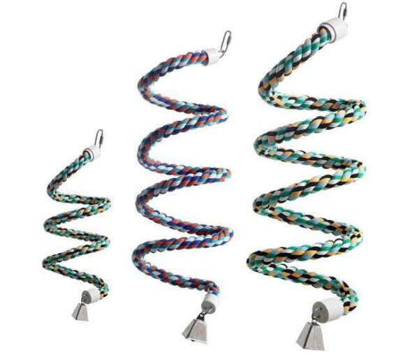 Entdecken Sie unsere hochwertige Kletterspirale aus 100% Baumwolle, die perfekt zum Einhängen in den Käfig Ihrer Großsittiche und Papageien geeignet ist. Mit einem Durchmesser von ca. 14 cm bietet sie Ihren gefiederten Freunden einen spannenden Spielplatz, der ihre Beweglichkeit und Fitness fördert. Diese Kletterspirale ist nicht nur langlebig, sondern auch sicher für Ihre Tiere. Bitte beachten Sie, dass die Farbwahl aufgrund des Lagerbestands nicht möglich ist. Sorgen Sie für Spaß und Abwechslung im Käfig mit dieser idealen Kletterhilfe für Papageien und Sittiche!