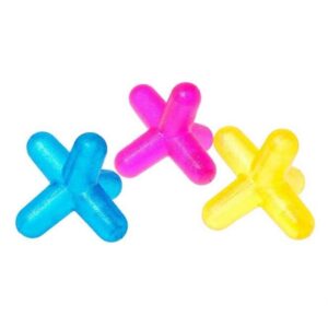 Die **good4fun Spielzeuge** bestehen aus hochwertigem **Thermo Plastic Rubber**, einem witterungsbeständigen und extrem langlebigen Material. Dieses weiche und zahnfreundliche Spielzeug ist **naturbelassen** und **nicht toxisch**, was es ideal für Ihren Hund macht. Besonders geeignet für **Wasserspiele**, da die Spielzeuge schwimmfähig sind, bieten sie Spaß für alle Altersgruppen, vom **Welpen** bis zum **Senior**. Der **Stern** in seiner einzigartigen Form lässt sich leicht im Maul transportieren und sorgt für tollen Spielspaß. Mit einer Größe von ca. **15 cm** ist es perfekt für kleine und große Hunde. Eine Farbwahl ist leider nicht möglich, da die Farbe je nach Lagerbestand ausgewählt wird. Inhalt: **1 Stück** – ideal für stundenlangen Spielspaß!
