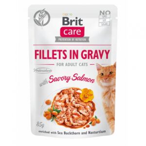 Entdecken Sie die Brit Care Cat Pouch Filets in Soße mit herzhaftem Lachs, die speziell für ausgewachsene Katzen entwickelt wurden. Dieses Superpremium-Nassfutter ist getreidefrei und enthält beeindruckende 85% Fleischanteil, darunter 62% Huhn, 15% Leber und 8% Lachs. Angereichert mit wertvollen Zutaten wie Sanddorn und Kapuzinerkresse sorgt es für eine schmackhafte Abwechslung im Futteralltag Ihrer Katze. Die natürliche Rezeptur enthält zudem Antioxidantien wie Rosmarin-Extrakt, die zur Gesundheit Ihrer Katze beitragen. Ob als Alleinfutter oder als köstliche Ergänzung zum Trockenfutter – dieses hochwertige Katzenfutter bietet alles, was Ihre Katze für ein glückliches und gesundes Leben benötigt. Stellen Sie sicher, dass Ihre Katze immer frisches Wasser zur Verfügung hat und servieren Sie das Futter bei Raumtemperatur für den besten Geschmack.