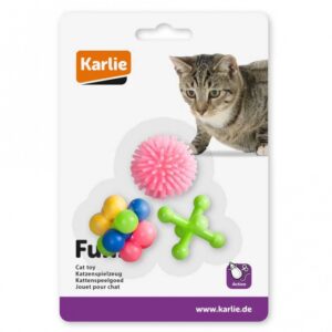 Mit dem bunten Katzenspielzeug aus hochwertigem Gummi bereiten Sie Ihrem Stubentiger viel Freude und Spaß beim Spielen. Dieses farbenfrohe 3er-Set beinhaltet verschiedene Formen, die speziell für die Bedürfnisse von Katzen entwickelt wurden. Die Spielzeuge haben einen Durchmesser von ca. 4 cm und sind perfekt für kleine Katzenpfoten geeignet. Bitte beachten Sie, dass die Farben vom Bild abweichen können und nicht wählbar sind. Investieren Sie in dieses langlebige und unterhaltsame Katzenspielzeug, um die Spielzeit Ihrer Katze zu bereichern und ihre Aktivität zu fördern!