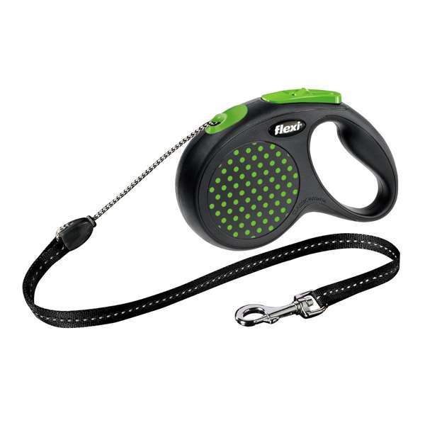 Entdecken Sie unsere hochwertige 5 m lange Hunde-Leine, die für Hunde bis 20 kg geeignet ist. Diese praktische Leine überzeugt durch ihre intuitive Handhabung, dank der komfortablen Bremstaste und dem ergonomischen Griff. Das schnell reagierende Kurzhub-Einhand-Bremssystem sorgt für maximale Sicherheit und Kontrolle während des Spaziergangs. Besonders hervorzuheben ist der reflektierende Beißgurt, der die Sichtbarkeit im Dunkeln erheblich verbessert und somit für zusätzliche Sicherheit sorgt. Hergestellt in Deutschland, bietet diese Leine nicht nur Funktionalität, sondern auch hohe Qualität. Die stilvolle Farbkombination in Schwarz und Pink macht sie zum perfekten Accessoire für jeden Hundebesitzer. Investieren Sie in die beste Leine für Ihren Hund und genießen Sie stressfreie Spaziergänge!