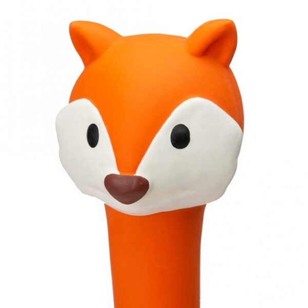 Die lustigen Latex-Dummies sind das ideale Apportierspielzeug für Hunde und bieten stundenlangen Spielspaß. Diese hochwertigen, langgezogenen Tierfiguren aus robustem Latex sind mit Polyestervlies gefüllt, was für eine hervorragende Formstabilität sorgt. Das weiche Latexmaterial ist nicht nur angenehm für den Hund, sondern auch langlebig, sodass es auch den wildesten Spielen standhält. Ein integrierter Squeaker erhöht den Spaßfaktor und macht das Spiel noch aufregender. Diese vielseitigen Latex-Dummies sind in drei verschiedenen Varianten erhältlich und haben eine Länge von 40 cm – perfekt für kleine und große Hunde. Entdecken Sie jetzt das beste Spielzeug für Ihren vierbeinigen Freund!