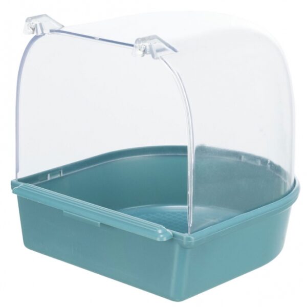 Dieses hochwertige halbrunde Badehaus ist ideal für Wellensittiche, Kanarienvögel, Finken und andere ähnliche Vogelarten. Hergestellt aus robustem Kunststoff, lässt es sich mühelos in die Käfigtür einhängen und sorgt für ein angenehmes Badeerlebnis für Ihre gefiederten Freunde. Das transparente Oberteil ermöglicht eine gute Sicht auf die Badegäste, während die farbige Wanne für einen attraktiven Look sorgt. Mit den kompakten Gesamtmaßen von etwa 15 x 13,5 x 13,5 cm (LxBxH) passt es in jeden Käfig. Bitte beachten Sie, dass die Farbe je nach Lagerbestand variiert und eine Farbwahl nicht möglich ist. Gönnen Sie Ihren Vögeln dieses praktische Badehaus für mehr Freude und Hygiene in ihrem Zuhause!