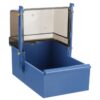 Dieser praktische Käfigvorhang ist ideal zum Einhängen vor die Käfigtür und sorgt für eine optimale Türöffnung von 15 × 21 cm. Ausgestattet mit verstellbaren Haken, lässt er sich einfach anbringen und anpassen. Das Oberteil in eleganter Rauchglas-Optik verleiht Ihrem Käfig eine stilvolle Note, während die Wanne in verschiedenen Farben erhältlich ist, um sich harmonisch in Ihr Zuhause einzufügen. Hergestellt aus hochwertigem Kunststoff, bietet dieser Vorhang nicht nur eine ansprechende Optik, sondern auch Langlebigkeit. Mit Außenmaßen von ca. 16 × 22 × 26 cm und einer Wannenhöhe von ca. 7 cm ist er die perfekte Ergänzung für jeden Käfig. Bitte beachten Sie, dass die Farbwahl je nach Lagerbestand erfolgt, sodass Sie eine Überraschung erhalten können. Holen Sie sich jetzt diesen funktionalen und dekorativen Käfigvorhang für Ihr Zuhause!