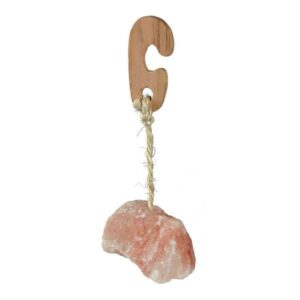 Unser hochwertiges Ergänzungsfuttermittel für Kaninchen, Meerschweinchen und Kleinnager ist der ideale Mineralstein aus 100% natürlichem Himalaya-Salz. In seiner naturbelassenen Form versorgt er Ihr Haustier mit lebenswichtigen Salzen und Mineralien, die für eine gesunde Ernährung unerlässlich sind. Dank des praktischen Halters lässt sich der Mineralstein einfach ins Käfiggitter einhängen, was die Handhabung erleichtert. Mit einem Gewicht von ca. 60g ist dieser Mineralstein nicht nur günstig, sondern sorgt auch für das Wohlbefinden Ihrer kleinen Lieblinge. Investieren Sie in die Gesundheit Ihrer Tiere und wählen Sie unser hochwertiges Himalaya-Salz für eine ausgewogene Ernährung!