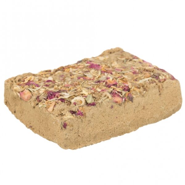 Entdecken Sie unseren natürlichen Snack aus hochwertigem Naturlehm, ideal für Ihre Kaninchen und Kleinnager! Dieser vielseitige Snack kann sowohl zum Aufhängen als auch zum Hinlegen verwendet werden und bietet eine spannende Beschäftigung für Ihre Haustiere. Mit dem köstlichen Blütenmix in einer praktischen Verpackung von ca. 100 g sorgen Sie für gesunde Abwechslung im Futterangebot. Gönnen Sie Ihren kleinen Freunden diesen natürlichen Snack, der nicht nur lecker, sondern auch gesund ist – die perfekte Wahl für artgerechte Tierhaltung!