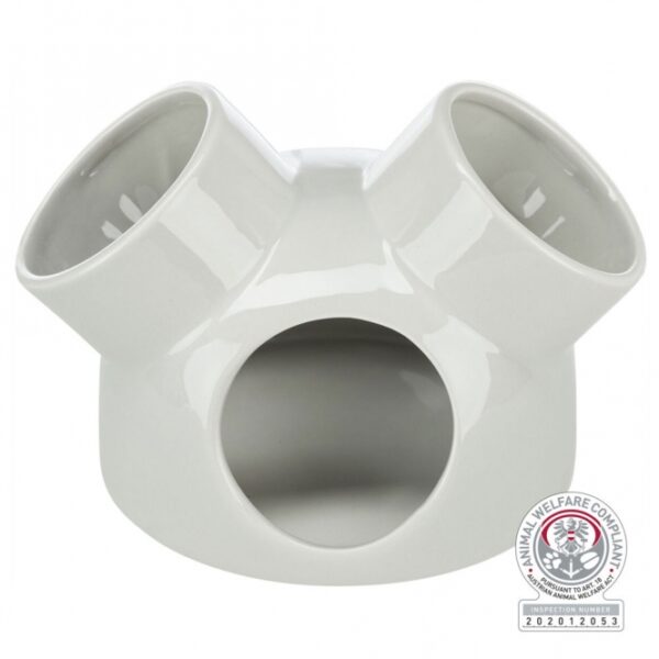 Dieser hochwertige Tierbedarf unterstützt optimal die Regulierung der Körpertemperatur Ihrer Kleintiere an warmen Tagen. Mit einem Durchmesser von ca. 16 cm und einer Höhe von 12 cm ist dieses Produkt ideal für große Hamster und bietet ihnen einen komfortablen Rückzugsort. Die graue Farbe fügt sich harmonisch in jedes Gehege ein. Zudem ist das Produkt leicht zu reinigen und entspricht den tierschutzkonformen Anforderungen nach § 18 (AT). Investieren Sie in die Gesundheit und das Wohlbefinden Ihrer Haustiere mit diesem praktischen und günstigen Zubehör, das sowohl Funktionalität als auch hohe Qualität vereint.