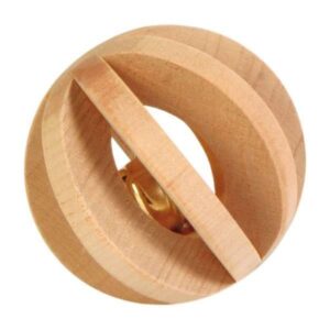 Der Lamellenholzball mit integrierter Schelle ist das ideale Spielzeug für die aktive Beschäftigung von Kleintieren wie Meerschweinchen und Kaninchen. Mit einem Durchmesser von ca. 6 cm bietet dieser hochwertige Holzball stundenlangen Spielspaß und fördert die natürliche Neugier Ihrer kleinen Freunde. Hergestellt aus robustem, ungiftigem Material, ist er sowohl sicher als auch langlebig. Gönnen Sie Ihren Haustieren dieses günstige und unterhaltsame Spielzeug, das nicht nur die Beweglichkeit anregt, sondern auch die geistige Aktivität fördert.