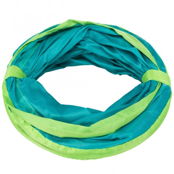 Entdecken Sie den perfekten Spieltunnel für Kleintiere wie Zwergkaninchen und Meerschweinchen! Dieser langlebige Tunnel aus hochwertigem Nylon bietet durch eine integrierte Spiralfeder optimale Formstabilität und sorgt für stundenlangen Spielspaß. Mit den Maßen von ca. 19 x 117 cm (Durchmesser x Länge) ist er ideal für kleine Haustiere, die ihre Umgebung erkunden möchten. Der Spieltunnel ist in verschiedenen Farben erhältlich, wobei die Farbwahl je nach Lagerbestand erfolgt. Gönnen Sie Ihrem kleinen Freund dieses praktische und günstige Spielzeug für mehr Bewegung und Freude!