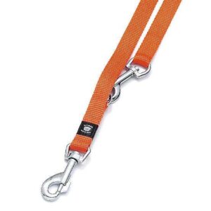 Entdecken Sie unser hochwertiges Nylon-Gurtband, das aus stabilem Nylonmaterial gefertigt ist und in topmodischen Farben erhältlich ist. Dieses strapazierfähige Gurtband mit verchromten Beschlägen bietet nicht nur hohe Qualität, sondern auch eine beeindruckende Länge von 200 cm, die dreifach verstellbar ist. Ideal für vielseitige Anwendungen, verbindet es Funktionalität mit stilvollem Design. Setzen Sie auf unser Gurtband für die beste Lösung in Ihrem Alltag – robust, elegant und praktisch!