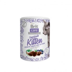 Entdecke unser hochwertiges Ergänzungsfuttermittel für Kätzchen – die perfekte knusprige Superfood-Snackauswahl mit köstlicher Kokosnuss und gesunden Heidelbeeren. Diese praktischen Snacks sind nicht nur in einer handlichen Snackdose verpackt, sondern auch speziell auf die individuellen Bedürfnisse von Kätzchen abgestimmt. Mit wertvollen Vitaminen und einer Kombination aus Hühnermehl, gelben Erbsen und einer Vielzahl von nährstoffreichen Zutaten wie Süßkartoffeln und Lachsöl bieten diese Leckerlis alles, was deine Katze für ein gesundes Wachstum benötigt. Der hohe Gehalt an Rohprotein (36,0 %) und wertvollen Fetten (17,0 %) sorgt für eine optimale Ernährung. Serviere die Snacks idealerweise aus der Hand als Belohnung und genieße besondere Momente des Wohlbefindens mit deiner Katze. Vergiss nicht, immer frisches Wasser bereitzustellen!