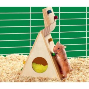 Die Karlie Wonderland Kletter-Wand für Hamster und Mäuse ist das perfekte Spielzeug für Ihre kleinen Nager. Hergestellt aus hochwertigem Echtholz und mit ungiftiger Farbe behandelt, sorgt sie für eine sichere und gesunde Umgebung. Mit den kompakten Maßen von 12 x 7,5 x 21 cm passt diese Kletter-Wand ideal in jedes Gehege und bietet Ihren Haustieren stundenlangen Spaß und Bewegung. Fördern Sie die Aktivität und das Wohlbefinden Ihrer Hamster und Mäuse mit dieser attraktiven und langlebigen Kletter-Wand – die beste Wahl für verantwortungsvolle Tierbesitzer!