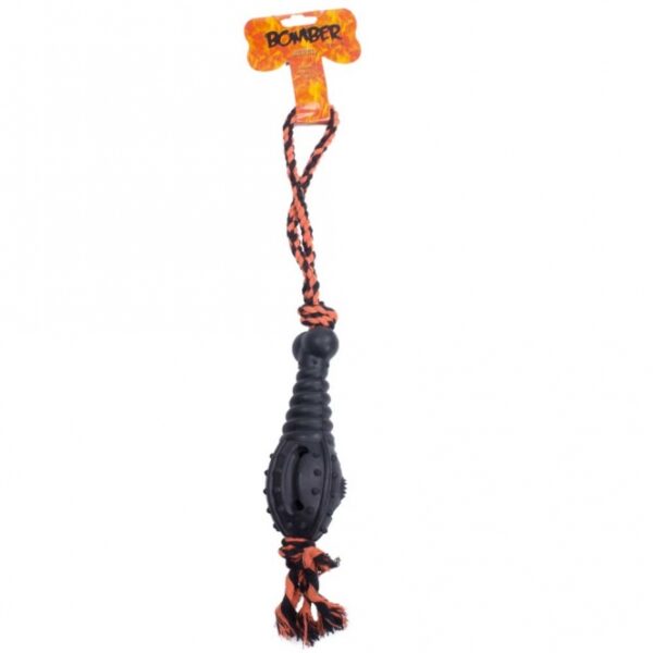 Entdecken Sie die innovative Hundespielzeuglinie Zeus von HAGEN, die speziell für die Interaktion zwischen Mensch und Hund entwickelt wurde. Dieses vielseitige Spielzeug eignet sich optimal als Schleuder oder als Zieh- und Zerrspielzeug. Es ist in den auffälligen Farben Orange oder Schwarz erhältlich (Farbe nicht wählbar) und bietet durch die stabile Seilschlaufe und die elastische Gummikeule größere Schleuder-Distanzen für unvergesslichen Spielspaß. Mit einer Länge von 48 cm ermöglicht Zeus stundenlanges Spielen im Garten, am Wasser oder auf der Hundewiese. Die hochwertigen und ungiftigen Materialien machen Zeus zur besten Wahl für interaktive Hundespielzeuge, die nicht nur unterhalten, sondern auch die Bindung zwischen Ihnen und Ihrem Hund stärken. Holen Sie sich jetzt das perfekte Spielzeug für aktive Hunde und erleben Sie die Freude am gemeinsamen Spiel!