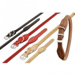 Entdecken Sie unser hochwertiges, rund genähtes Lederhalsband aus feinem Buffalo-Leder in elegantem Schwarz. Mit einer Gesamtlänge von ca. 60 cm und einer Breite von ca. 10 mm ist dieses Halsband nicht nur robust, sondern auch äußerst komfortabel für Ihren Hund. Es vereint hohe Qualität mit stilvollem Design und ist die perfekte Wahl für anspruchsvolle Tierliebhaber, die Wert auf Langlebigkeit und Ästhetik legen. Gönnen Sie Ihrem Vierbeiner dieses edle Accessoire und setzen Sie ein modisches Statement bei jedem Spaziergang!
