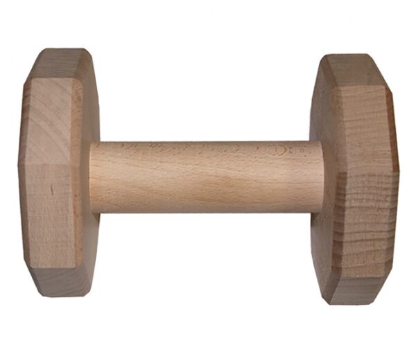 Dieses hochwertige Übungsholz ist gemäß der Prüfungsordnung (IPO) geprüft und somit ideal für die Vorbereitung auf Prüfungen. Hergestellt aus robustem Buchenholz, bietet es eine hervorragende Qualität und Langlebigkeit. Der auswechselbare Steg (Art.-NR.: 654828-SW) ermöglicht eine individuelle Anpassung, sodass Sie das Apportierholz optimal nutzen können. Mit einem Gewicht von ca. 650 g und den kompakten Maßen von 19 x 12 cm (L x B) ist es handlich und leicht zu transportieren. Investieren Sie in dieses geprüfte Apportierholz und verbessern Sie Ihre Trainingsergebnisse mit einem Produkt, das sowohl für Hobby- als auch für Profisportler geeignet ist.