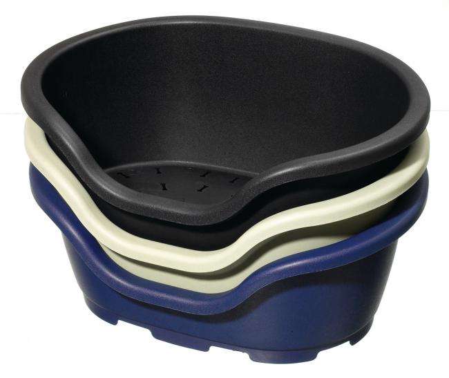 Die stabilen Kunststoff-Hundekörbe von Karlie bieten Ihrem Hund optimalen Schutz vor Kälte und Nässe des Bodens. Zusammen mit einem weichen Liegekissen in der passenden Größe schaffen Sie einen warmen und gemütlichen Liegeplatz, den Ihr Liebling lieben wird. Unsere Hundekörbe sind nicht nur praktisch, sondern auch stilvoll – wählen Sie aus einer großen Auswahl an passenden Kissen in verschiedenen Designs, um das perfekte Plätzchen für Ihren Hund zu gestalten. Die Liegefläche misst 102 x 67 cm (BxT), während die Gesamtmaße bei ca. 118 x 80 x 33 cm (BxTxH) liegen. In einem eleganten Dunkelblau sind diese Hundekörbe ein echter Blickfang. Bitte beachten Sie, dass der Versand dieses Artikels nur nach Deutschland möglich ist. Schenken Sie Ihrem Hund den Komfort, den er verdient – mit einem hochwertigen Hundekorb von Karlie!