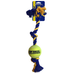 Entdecken Sie unser hochwertiges Mini-Baumwollseil mit 3 Knoten und einem extra starken Tennisball, das speziell für Hunde entwickelt wurde. Dieses geflochtene Seil besteht aus robuster, '1st class' Baumwolle und bietet unvergleichlichen Spielspaß. Die auffällige blau/gelbe Farbe sorgt dafür, dass Ihr Hund das Spielzeug auch auf Rasen gut erkennen kann. Der hundefreundliche Tennisball mit extra dicker Wand garantiert langanhaltenden Kau- und Spielspaß. Mit einer Länge von ca. 30 cm und einem Balldurchmesser von ca. 4,5 cm ist dieses Seilspielzeug die ideale Wahl für aktive Hunde. Gönnen Sie Ihrem Vierbeiner das beste Spielzeug für unvergessliche Momente!