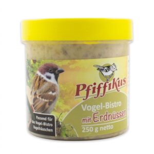 Dieses gesunde Mischfutter für Meisen und andere Vögel ist ein köstlicher Leckerbissen, der besonders in der kalten Jahreszeit von unseren gefiederten Freunden geschätzt wird. Durch die zunehmende Monokultur und die Pflege von Gärten in städtischen Gebieten haben freilebende Vögel oft Schwierigkeiten, ausreichend Nahrung zu finden. Daher ist es wichtig, sie ganzjährig zu füttern, um ihre Gesundheit und Vitalität zu unterstützen. Unsere hochwertige Mischung besteht aus sorgfältig ausgewählten Zutaten wie Getreide, Ölen und Fetten, Saaten und Nüssen, die eine ausgewogene Ernährung gewährleisten. Geben Sie den Vögeln die Nährstoffe, die sie benötigen, und genießen Sie das wunderbare Schauspiel der Natur direkt vor Ihrem Fenster!