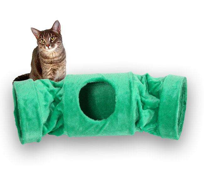 Dieser hochwertige Spieltunnel ist die perfekte Spielstätte für Ihren Stubentiger und sorgt garantiert für stundenlangen Spaß und Abwechslung. Mit einer Länge von 90 cm und einer Höhe von 27 cm bietet der Tunnel ausreichend Platz zum Spielen, Toben und Verstecken. Die drei großen Öffnungen ermöglichen es Ihrem Haustier, sich frei zu bewegen und neue Abenteuer zu erleben. Das weiche Plüschmaterial sorgt nicht nur für eine ansprechende Optik, sondern auch für einen gemütlichen und kuscheligen Spielplatz, auf dem sich Ihr Tiger rundum wohlfühlen kann. Investieren Sie in diesen Spieltunnel, um die Lebensqualität Ihres Stubentigers zu steigern und Langeweile endgültig zu vertreiben!