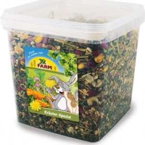Unser hochwertiges Ergänzungsfuttermittel für Zwergkaninchen und Nager bietet eine ausgewogene Ernährung, die speziell auf die Bedürfnisse Ihrer kleinen Haustiere abgestimmt ist. Die sorgfältig ausgewählte Zusammensetzung aus Haferflocken, Weizenflocken, Erbsenflocken, Karotten und weiteren natürlichen Zutaten wie Löwenzahn, Petersilie und Ringelblumenblüten sorgt für eine optimale Versorgung mit wichtigen Nährstoffen. Mit einem hohen Proteinanteil von 11,6% und einem ausgewogenen Verhältnis von Calcium und Phosphor unterstützt dieses Futter die Gesundheit und Vitalität Ihrer Tiere. Geben Sie täglich bis zu 3 Esslöffel pur oder mischen Sie es unter das Hauptfutter, um das Wohlbefinden Ihrer geliebten Nager zu fördern. Wählen Sie unser Ergänzungsfuttermittel für eine gesunde und schmackhafte Ernährung Ihrer Zwergkaninchen und Nager!