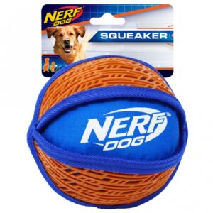 Die NERF DOG Hundespielzeuge sind die perfekte Wahl für aktive Hunde und ihre Besitzer. Diese hochwertigen Spielzeuge kombinieren ein funktionales Design mit strapazierfähigen Materialien, die eine intensive Nutzung über lange Zeiträume ermöglichen. Der 2-farbige Force Grip Ball, mit einem Durchmesser von ca. 15 cm, besteht aus einem robusten Materialmix aus TPR und Nylon, der sowohl für drinnen als auch draußen geeignet ist. In den lebendigen Farben Blau und Orange sorgt dieser Ball nicht nur für Spaß, sondern auch für eine hohe Sichtbarkeit im Freien. Wählen Sie die besten Hundespielzeuge für unvergessliche Spielstunden mit Ihrem vierbeinigen Freund!