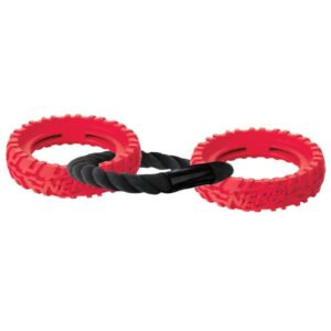 Die NERF DOG Hundespielzeuge überzeugen durch ihr optimales und funktionales Design, das aus hochwertigen Materialien gefertigt ist und eine intensive Nutzung über lange Zeiträume ermöglicht. Der Trax Tire Wheel Tug ist ein innovativer Doppelzugring mit einem speziellen Reifenprofil, der aus zwei robusten Gummireifen und einem starken Baumwollseilring besteht. Dieses Spielzeug ist perfekt für Hunde, die Zug- und Zerrspiele lieben und bietet stundenlangen Spielspaß. Mit einer Größe von ca. 33 cm und in den Farben Blau oder Rot erhältlich, ist der Trax Tire Wheel Tug ein unverzichtbares Zubehör für jeden aktiven Hundebesitzer. Bitte beachten Sie, dass die Farbwahl je nach Lagerbestand erfolgt. Entdecken Sie jetzt die besten Hundespielzeuge von NERF DOG für mehr Freude und Bewegung im Alltag!