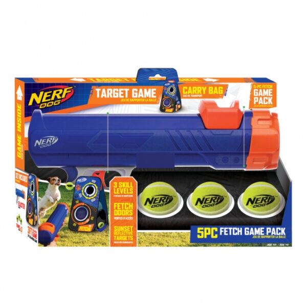 Entdecken Sie den **Nerf Dog Tennisball Blaster**, das beliebte Hundespielzeug für aktive Vierbeiner! Dieses innovative Spielzeug wird von dem renommierten Spielwarenhersteller **Hasbro** hergestellt und bietet alles, was Ihr Hund für stundenlangen Spielspaß braucht. Im Lieferumfang sind **drei hochwertige Tennisbälle** enthalten, die zusammen mit der **zusammenfaltbaren Zielscheibe aus Nylon** für gezielte Würfe sorgen. Mit einer Länge von ca. **40 cm** und einer beeindruckenden Reichweite von bis zu **15 Metern** ist die Ballkanone ideal für kleine Grünflächen und sorgt dafür, dass Ihr Hund sich richtig austoben kann. Der **Sicherheitsabschussmechanismus** ermöglicht ein sicheres Spiel, während die Haltevorrichtung für den Ball einen bequemen Transport gewährleistet. Zudem können Sie den Ball ganz einfach aufnehmen, ohne direkten Kontakt mit den Händen – perfekt für hygienisches Spielen! Lassen Sie Ihren Hund zum **NERF DOG** werden und genießen Sie die Freude am Apportieren. Holen Sie sich jetzt diesen **günstigen** und **hochwertigen Tennisball Blaster** für unvergessliche Spielmomente im Freien!