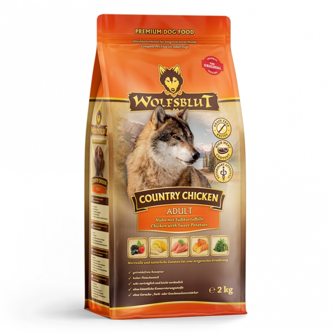 Entdecken Sie das hochwertige Wolfsblut Country Chicken Adult Trockenfutter, das speziell für die artgerechte Ernährung Ihres Hundes entwickelt wurde. Inspiriert von den natürlichen Fressgewohnheiten des Wolfes, enthält unser Futter 51 % frisches Huhn, kombiniert mit nährstoffreichen Superfoods wie Süßkartoffeln, Kürbis und verschiedenen Beeren. Diese Rezeptur verzichtet vollständig auf Getreide, das häufig Allergien bei Hunden auslösen kann, und bietet stattdessen eine ausgewogene Mischung aus Vitaminen, Mineralstoffen und Ballaststoffen. Wolfsblut Country Chicken Adult ist nicht nur gesund, sondern auch schmackhaft und leicht verdaulich, dank der Verwendung von natürlichen Inhaltsstoffen und Prebiotika aus Topinambur, die die Darmflora Ihres Hundes unterstützen. Entwickelt in Zusammenarbeit mit Tierärzten, garantiert dieses Trockenfutter höchste Qualität ohne Tierversuche. Gönnen Sie Ihrem Hund das Beste aus der Natur – für ein langes und gesundes Leben!